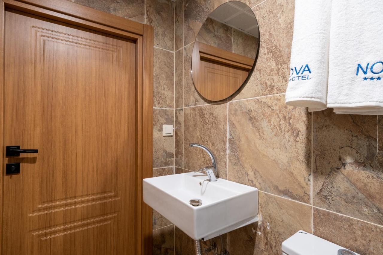 Istanbul Nova Hotel Esterno foto